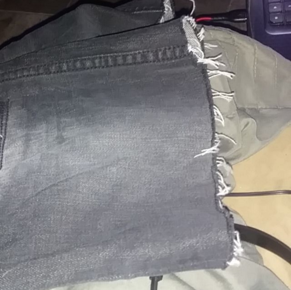 Pants - Picture 4 of 6